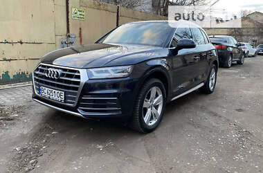 Позашляховик / Кросовер Audi Q5 2018 в Києві