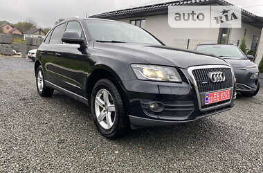 Внедорожник / Кроссовер Audi Q5 2010 в Ровно