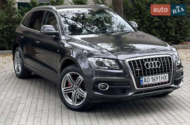 Позашляховик / Кросовер Audi Q5 2011 в Ужгороді