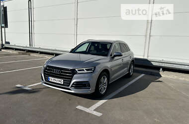 Внедорожник / Кроссовер Audi Q5 2020 в Киеве