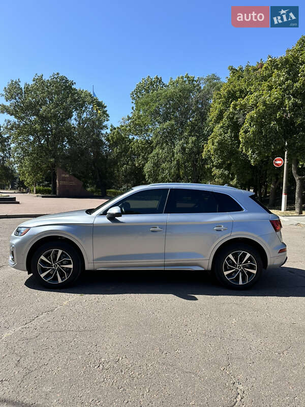 Позашляховик / Кросовер Audi Q5 2021 в Кропивницькому