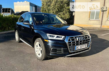 Позашляховик / Кросовер Audi Q5 2017 в Львові