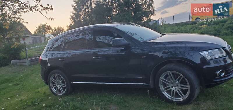 Позашляховик / Кросовер Audi Q5 2012 в Львові