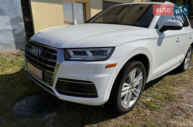 Внедорожник / Кроссовер Audi Q5 2017 в Львове
