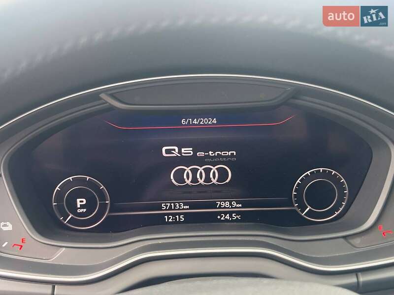 Внедорожник / Кроссовер Audi Q5 2019 в Киеве