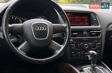 Внедорожник / Кроссовер Audi Q5 2010 в 
