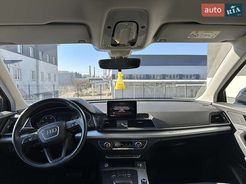 Внедорожник / Кроссовер Audi Q5 2018 в Тернополе