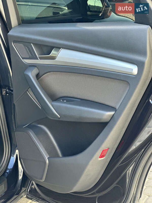 Внедорожник / Кроссовер Audi Q5 2018 в Тернополе