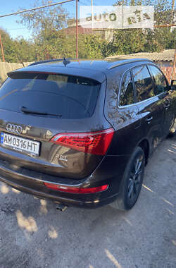 Внедорожник / Кроссовер Audi Q5 2010 в 