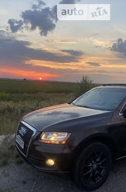 Внедорожник / Кроссовер Audi Q5 2010 в 