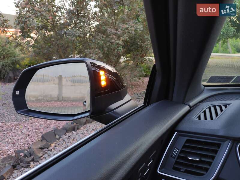 Внедорожник / Кроссовер Audi Q5 2020 в Нововолынске