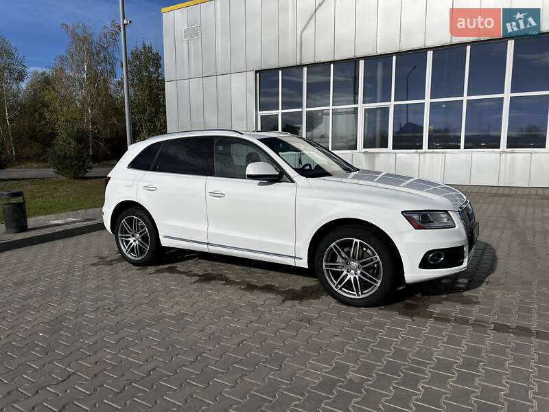 Внедорожник / Кроссовер Audi Q5 2014 в Любомле