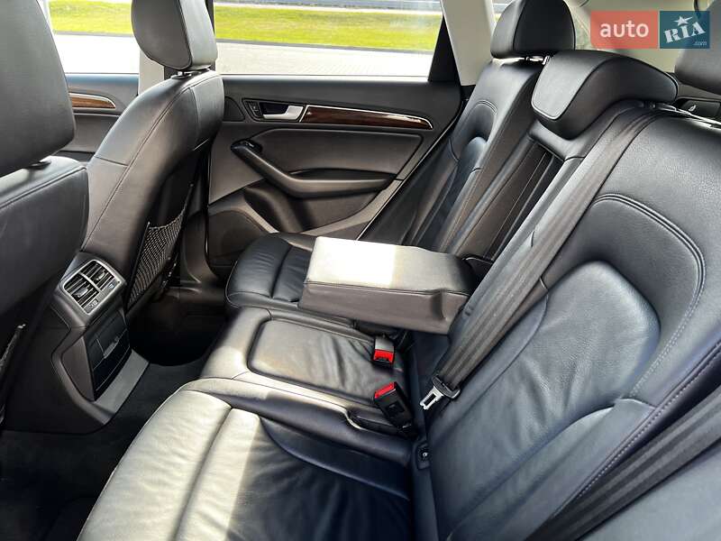 Внедорожник / Кроссовер Audi Q5 2014 в Любомле