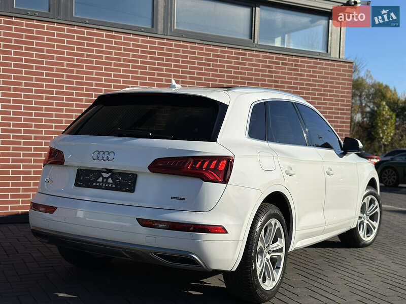 Внедорожник / Кроссовер Audi Q5 2018 в Львове