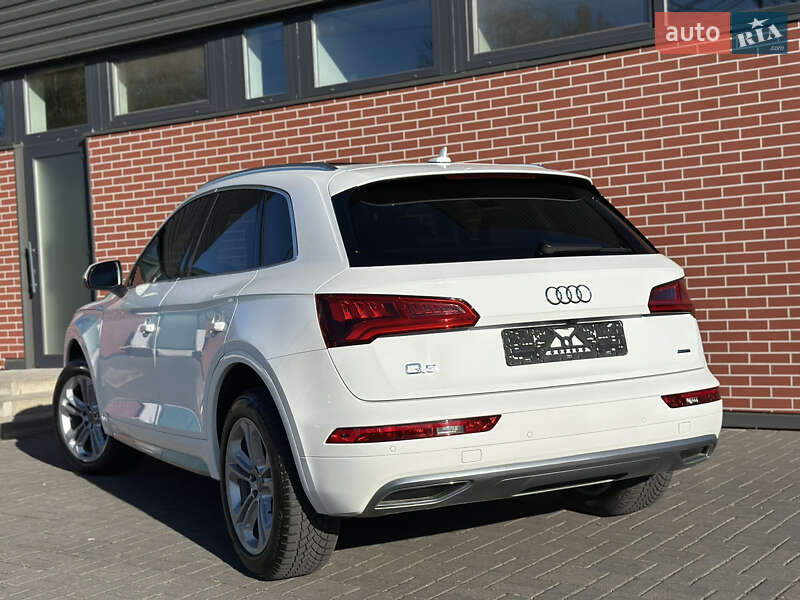 Внедорожник / Кроссовер Audi Q5 2018 в Львове