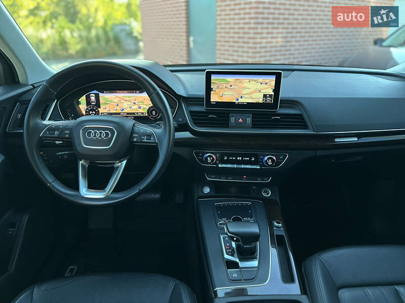 Внедорожник / Кроссовер Audi Q5 2018 в Львове