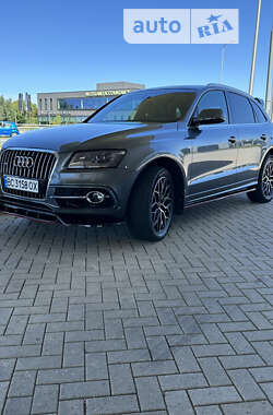 Позашляховик / Кросовер Audi Q5 2015 в Червонограді