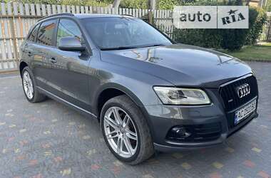 Позашляховик / Кросовер Audi Q5 2012 в Луцьку