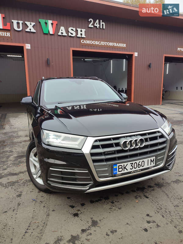 Внедорожник / Кроссовер Audi Q5 2018 в Корце