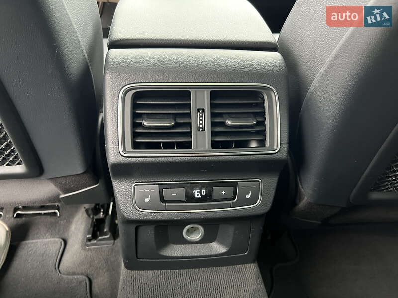 Внедорожник / Кроссовер Audi Q5 2018 в Корце