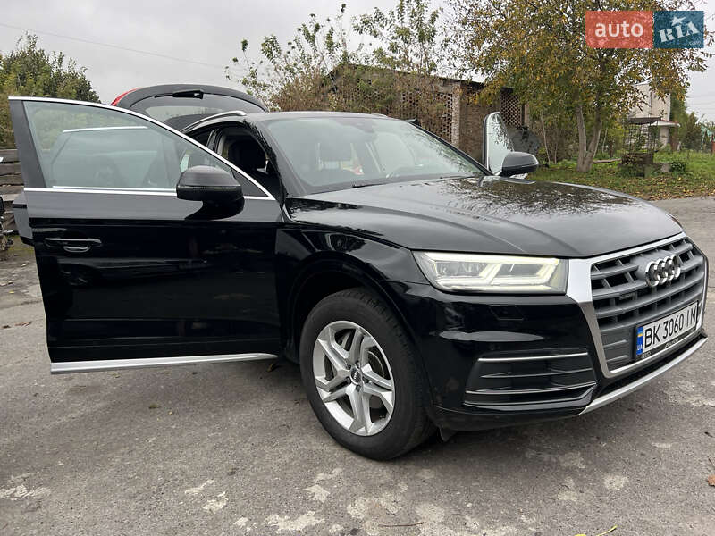 Внедорожник / Кроссовер Audi Q5 2018 в Корце