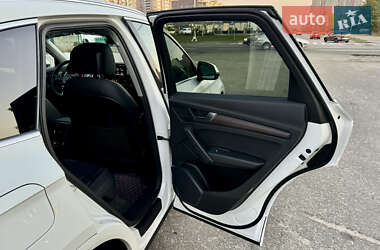 Внедорожник / Кроссовер Audi Q5 2021 в Киеве
