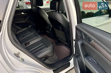 Внедорожник / Кроссовер Audi Q5 2021 в Киеве