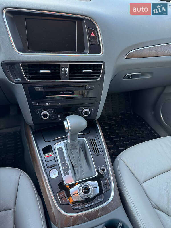 Внедорожник / Кроссовер Audi Q5 2013 в Львове