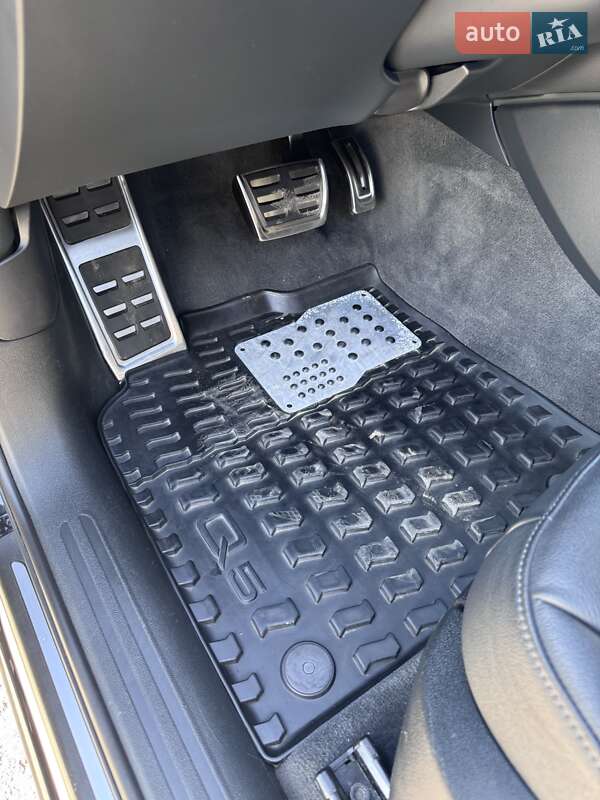 Позашляховик / Кросовер Audi Q5 2014 в Ужгороді
