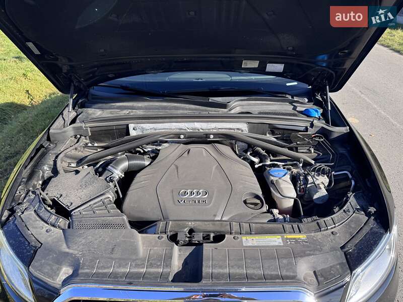Позашляховик / Кросовер Audi Q5 2014 в Ужгороді