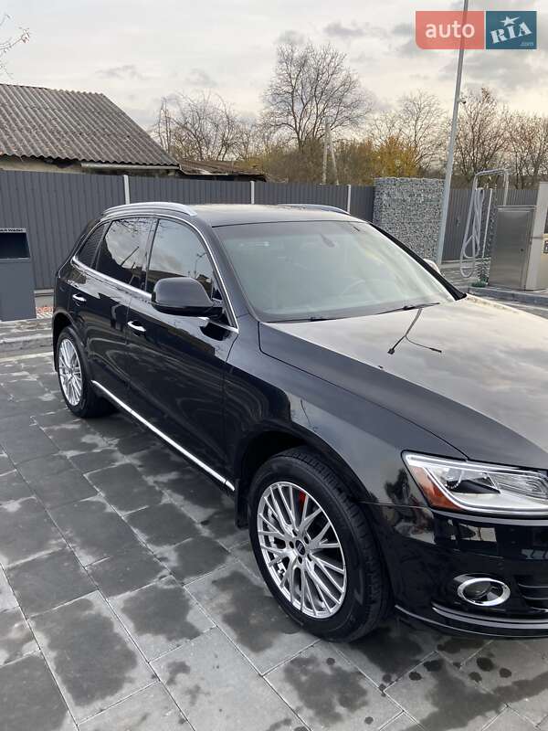Позашляховик / Кросовер Audi Q5 2014 в Ужгороді