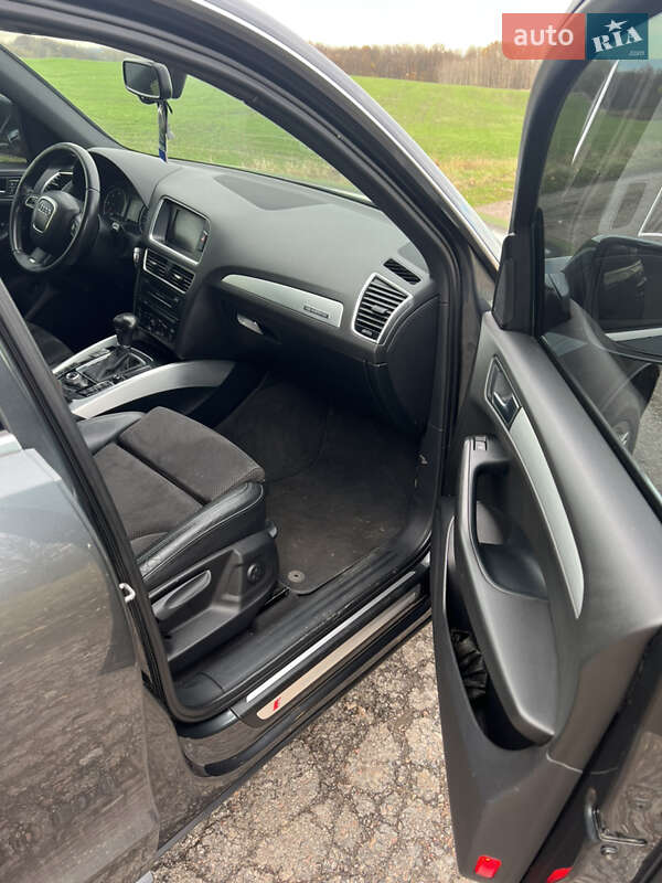 Позашляховик / Кросовер Audi Q5 2011 в Варві