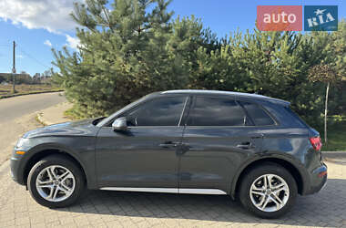 Позашляховик / Кросовер Audi Q5 2018 в Львові