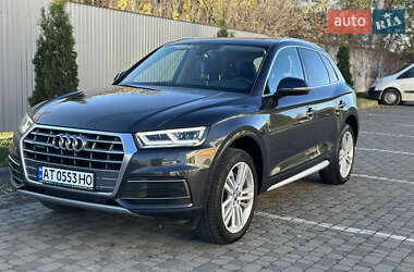 Внедорожник / Кроссовер Audi Q5 2019 в 