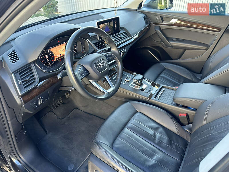 Внедорожник / Кроссовер Audi Q5 2019 в Ивано-Франковске