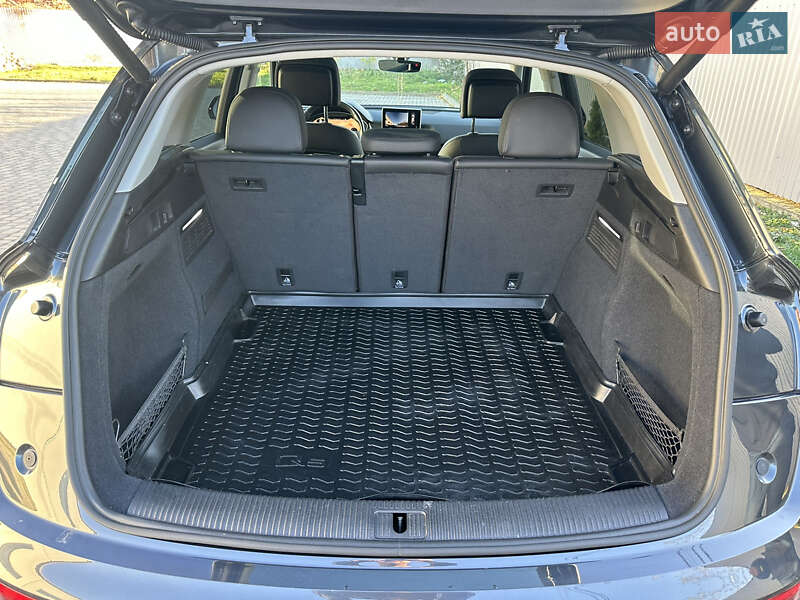 Внедорожник / Кроссовер Audi Q5 2019 в Ивано-Франковске