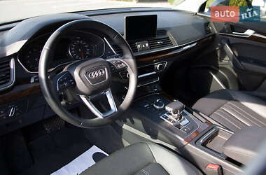 Внедорожник / Кроссовер Audi Q5 2019 в 