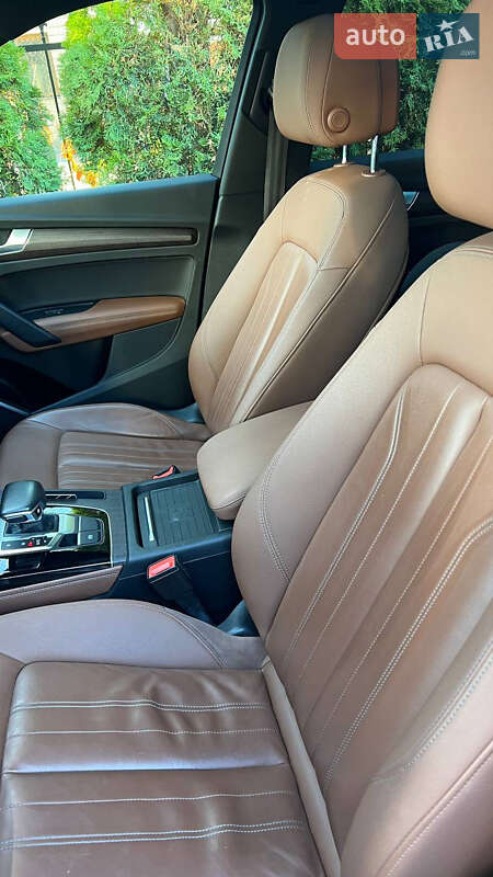 Позашляховик / Кросовер Audi Q5 2020 в Вінниці фото 13 Позашляховик / Кросовер Audi Q5 2020 в Вінниці