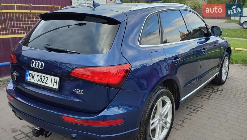 Внедорожник / Кроссовер Audi Q5 2012 в Березному