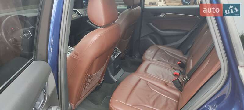 Внедорожник / Кроссовер Audi Q5 2012 в Березному