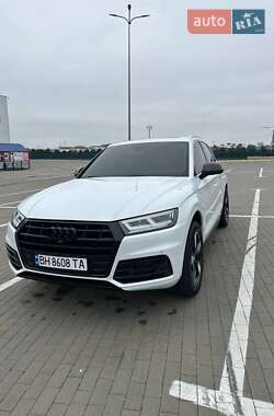 Позашляховик / Кросовер Audi Q5 2019 в Одесі