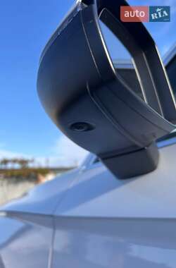 Внедорожник / Кроссовер Audi Q5 2018 в 