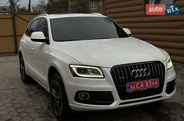 Позашляховик / Кросовер Audi Q5 2015 в Умані