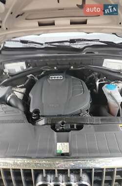 Внедорожник / Кроссовер Audi Q5 2012 в 