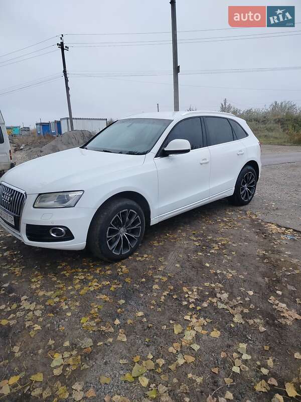 Позашляховик / Кросовер Audi Q5 2012 в Києві