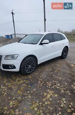 Внедорожник / Кроссовер Audi Q5 2012 в 