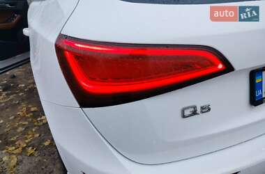 Внедорожник / Кроссовер Audi Q5 2012 в 