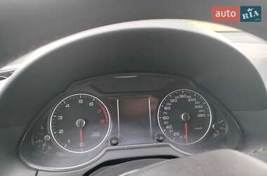 Внедорожник / Кроссовер Audi Q5 2012 в 