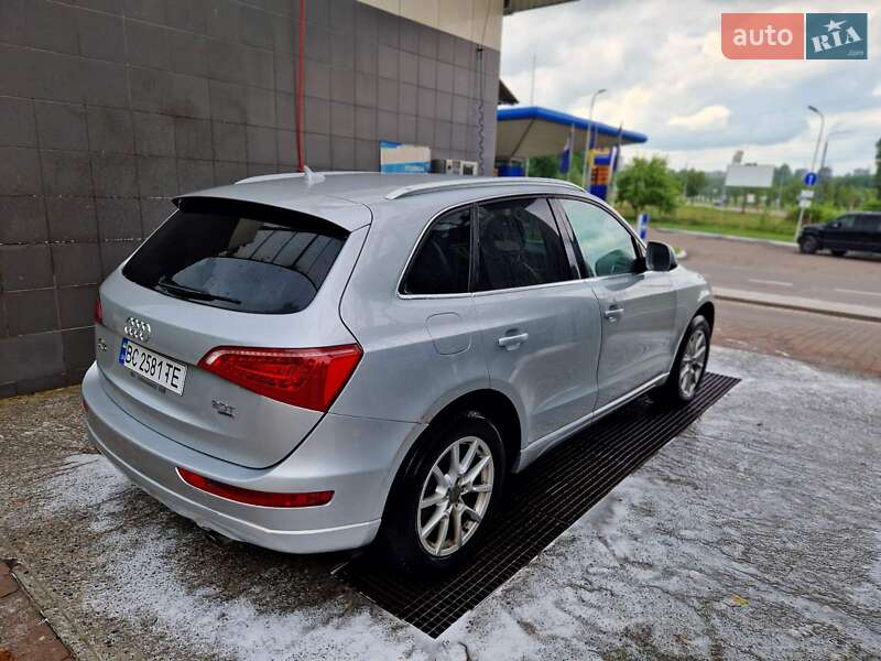 Позашляховик / Кросовер Audi Q5 2011 в Львові