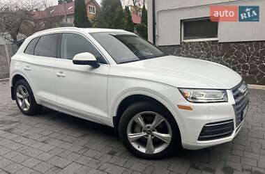 Внедорожник / Кроссовер Audi Q5 2019 в 